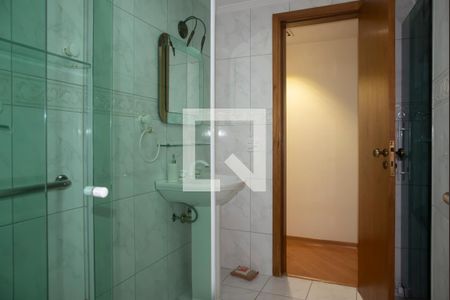 Apartamento à venda com 412m², 6 quartos e 4 vagas Apartamento à venda com 412m², 6 quartos e 4 vagasBanheiro 1