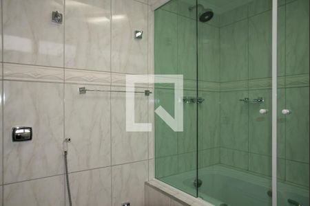 Apartamento à venda com 412m², 6 quartos e 4 vagas Apartamento à venda com 412m², 6 quartos e 4 vagasBanheiro da Suíte 1