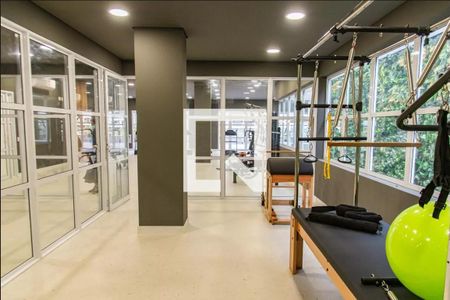 Studio para alugar com 32m², 1 quarto e sem vaga Studio para alugar com 32m², 1 quarto e sem vagaÁrea comum - Academia