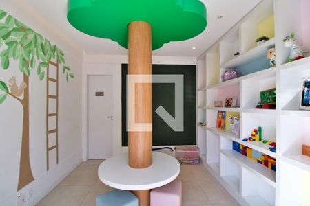 Apartamento à venda com 75m², 2 quartos e 2 vagas Apartamento à venda com 75m², 2 quartos e 2 vagasBrinquedoteca