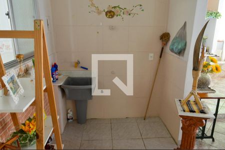 Casa de condomínio à venda com 240m², 4 quartos e 5 vagasÁrea de Serviço Edicula 