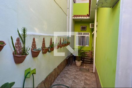 Casa de condomínio à venda com 240m², 4 quartos e 5 vagasCorredor