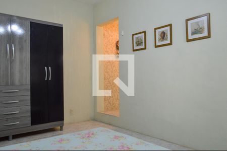 Casa de condomínio à venda com 240m², 4 quartos e 5 vagasSuíte da  Edicula 