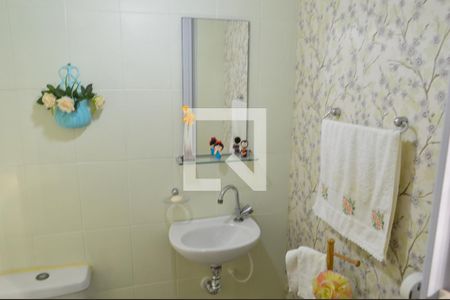 Casa de condomínio à venda com 240m², 4 quartos e 5 vagasLavabo da Edicula 