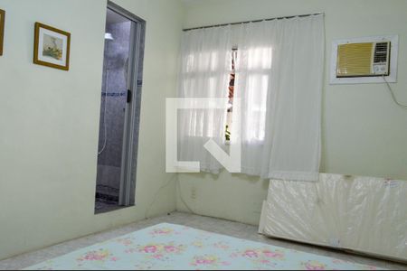 Casa de condomínio à venda com 240m², 4 quartos e 5 vagasSuíte da  Edicula 