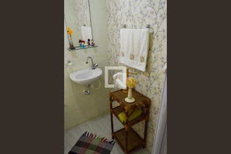 Casa de condomínio à venda com 240m², 4 quartos e 5 vagasLavabo da Edicula 