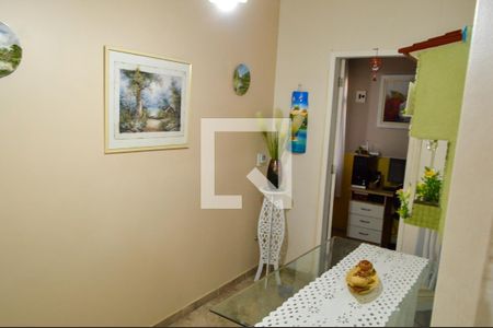 Casa de condomínio à venda com 240m², 4 quartos e 5 vagasCopa