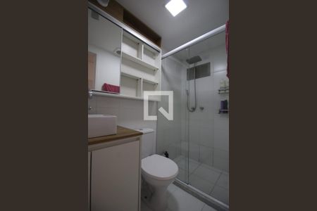 Apartamento à venda com 49m², 2 quartos e 1 vaga Apartamento à venda com 49m², 2 quartos e 1 vagaBanheiro