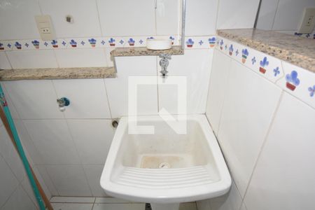 Apartamento à venda com 77m², 2 quartos e 1 vagaÁrea de Serviço