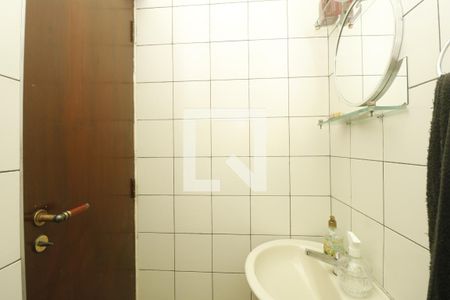 Casa à venda com 360m², 3 quartos e 4 vagasBanheiro