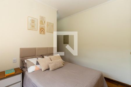 Casa à venda com 249m², 4 quartos e 2 vagasSuíte 2