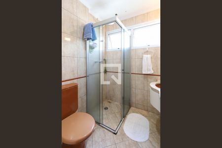 Apartamento à venda com 219m², 4 quartos e 4 vagas Apartamento à venda com 219m², 4 quartos e 4 vagasBanheiro Social