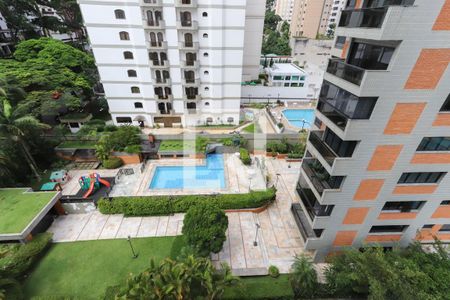 Apartamento à venda com 219m², 4 quartos e 4 vagas Apartamento à venda com 219m², 4 quartos e 4 vagasVista da Sacada
