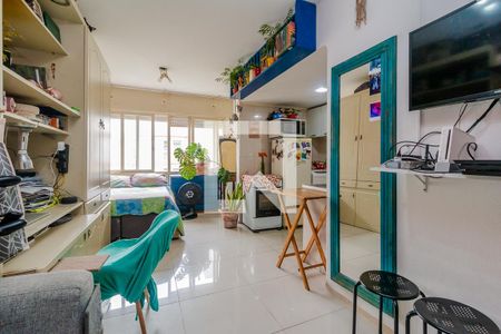 Sala de kitnet/studio à venda com 1 quarto, 30m² em Centro Histórico, Porto Alegre