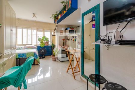 Sala de kitnet/studio à venda com 1 quarto, 30m² em Centro Histórico, Porto Alegre