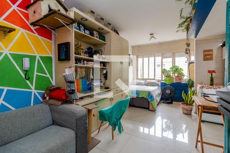 Sala de kitnet/studio à venda com 1 quarto, 30m² em Centro Histórico, Porto Alegre
