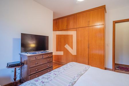 Casa à venda com 280m², 3 quartos e 3 vagas Casa à venda com 280m², 3 quartos e 3 vagasSuíte 1