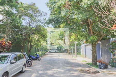 Casa à venda com 400m², 5 quartos e 4 vagas Casa à venda com 400m², 5 quartos e 4 vagasFachada