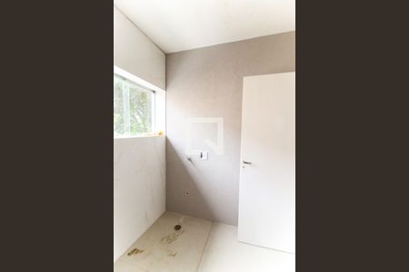 Casa à venda com 192m², 3 quartos e 2 vagas Casa à venda com 192m², 3 quartos e 2 vagasBanheiro 2