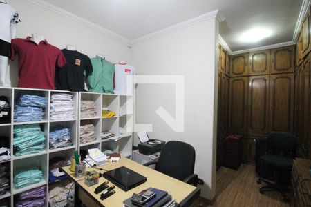 Casa à venda com 400m², 6 quartos e 4 vagasQuarto 4  