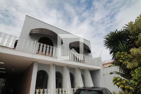 Casa à venda com 400m², 6 quartos e 4 vagasEntrada