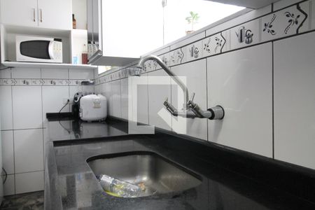 Casa à venda com 400m², 6 quartos e 4 vagasCozinha