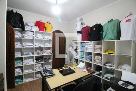 Casa à venda com 400m², 6 quartos e 4 vagasQuarto 4