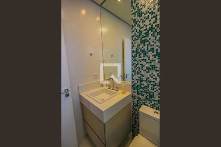 Apartamento à venda com 189m², 4 quartos e 3 vagas Apartamento à venda com 189m², 4 quartos e 3 vagasSuíte 2