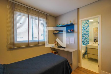 Apartamento à venda com 189m², 4 quartos e 3 vagas Apartamento à venda com 189m², 4 quartos e 3 vagasSuíte 3