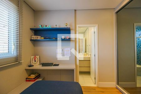 Apartamento à venda com 189m², 4 quartos e 3 vagas Apartamento à venda com 189m², 4 quartos e 3 vagasSuíte 3