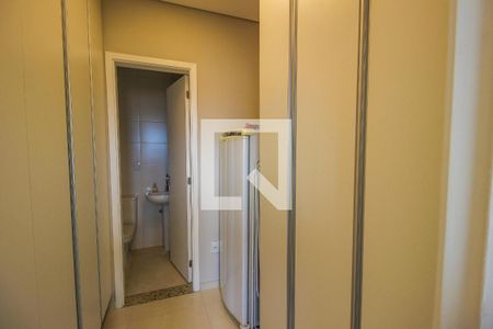 Apartamento à venda com 189m², 4 quartos e 3 vagas Apartamento à venda com 189m², 4 quartos e 3 vagasÁrea de Serviço