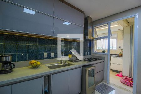 Apartamento à venda com 189m², 4 quartos e 3 vagas Apartamento à venda com 189m², 4 quartos e 3 vagasCozinha