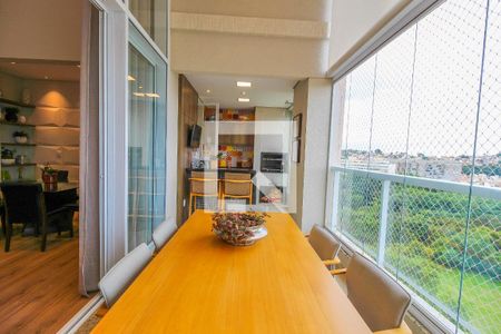 Apartamento à venda com 189m², 4 quartos e 3 vagas Apartamento à venda com 189m², 4 quartos e 3 vagasVaranda Gourmet