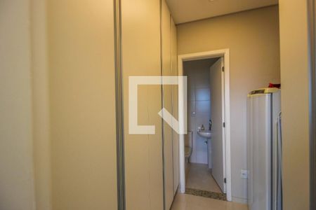 Apartamento à venda com 189m², 4 quartos e 3 vagas Apartamento à venda com 189m², 4 quartos e 3 vagasÁrea de Serviço