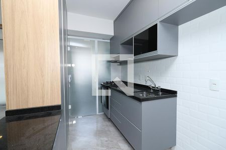 Sala e Cozinha Americana de apartamento para alugar com 2 quartos, 68m² em Pinheiros, São Paulo