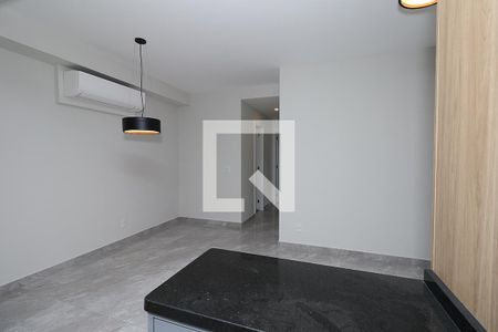 Sala de apartamento para alugar com 2 quartos, 68m² em Pinheiros, São Paulo