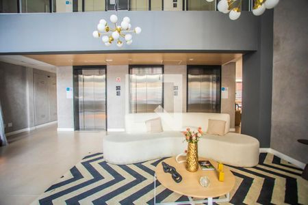 Studio à venda com 27m², 1 quarto e sem vaga Studio à venda com 27m², 1 quarto e sem vagaHall Social