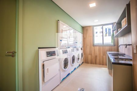 Studio à venda com 27m², 1 quarto e sem vaga Studio à venda com 27m², 1 quarto e sem vagaÁrea Comum - Lavanderia