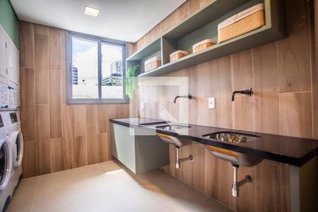 Studio à venda com 27m², 1 quarto e sem vaga Studio à venda com 27m², 1 quarto e sem vagaÁrea Comum - Lavanderia