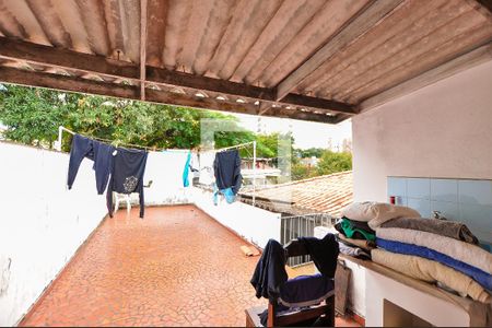 Casa à venda com 200m², 3 quartos e 5 vagasTerraço