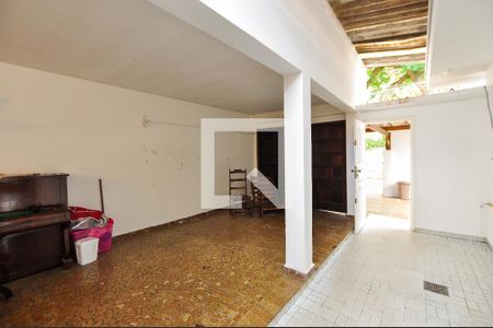Casa à venda com 200m², 3 quartos e 5 vagasÁrea Coberta