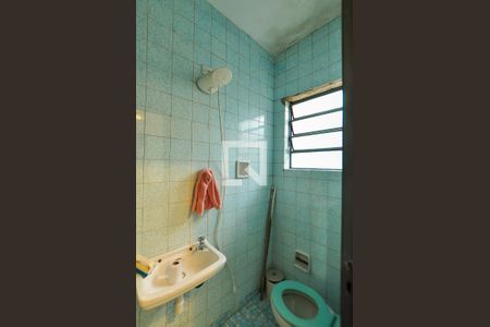 Casa à venda com 200m², 3 quartos e 5 vagasBanheiro de serviço