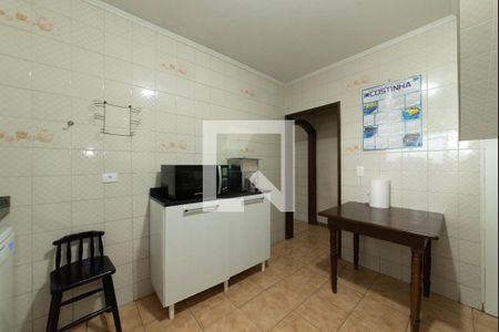 Casa à venda com 296m², 5 quartos e 5 vagas Casa à venda com 296m², 5 quartos e 5 vagasCozinha Casa 2