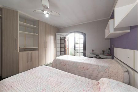 Casa à venda com 296m², 5 quartos e 5 vagas Casa à venda com 296m², 5 quartos e 5 vagasSuíte 1