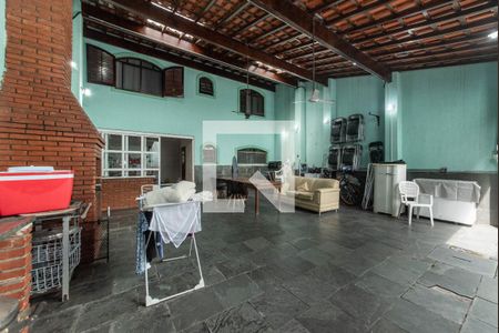 Casa à venda com 296m², 5 quartos e 5 vagas Casa à venda com 296m², 5 quartos e 5 vagasChurrasqueira