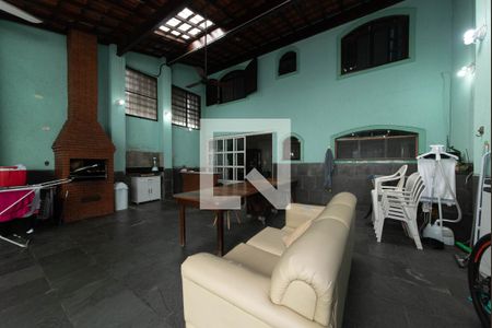 Casa à venda com 296m², 5 quartos e 5 vagas Casa à venda com 296m², 5 quartos e 5 vagasChurrasqueira