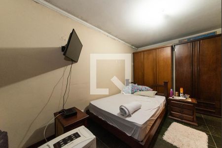 Casa à venda com 296m², 5 quartos e 5 vagas Casa à venda com 296m², 5 quartos e 5 vagasQuarto 2