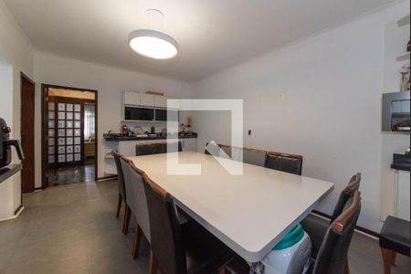 Casa à venda com 296m², 5 quartos e 5 vagas Casa à venda com 296m², 5 quartos e 5 vagasCopa