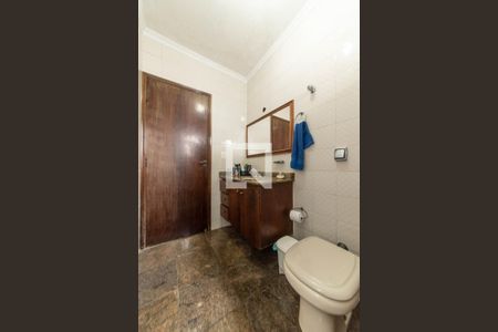 Casa à venda com 296m², 5 quartos e 5 vagas Casa à venda com 296m², 5 quartos e 5 vagasBanheiro da Suíte 3