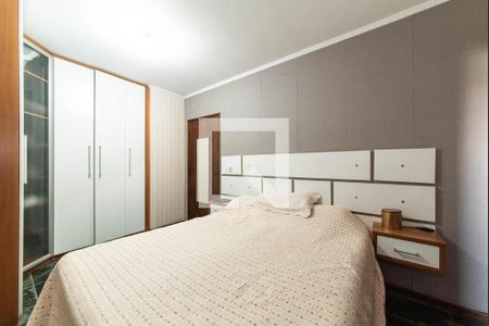 Casa à venda com 296m², 5 quartos e 5 vagas Casa à venda com 296m², 5 quartos e 5 vagasSuíte 2